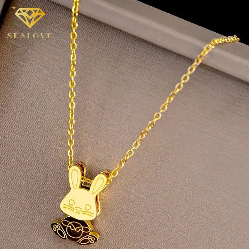 Kalung Titanium Anti Karat Emas 18K Kelinci Berayun Mekanis Lucu Perhiasan Wanita Fashion