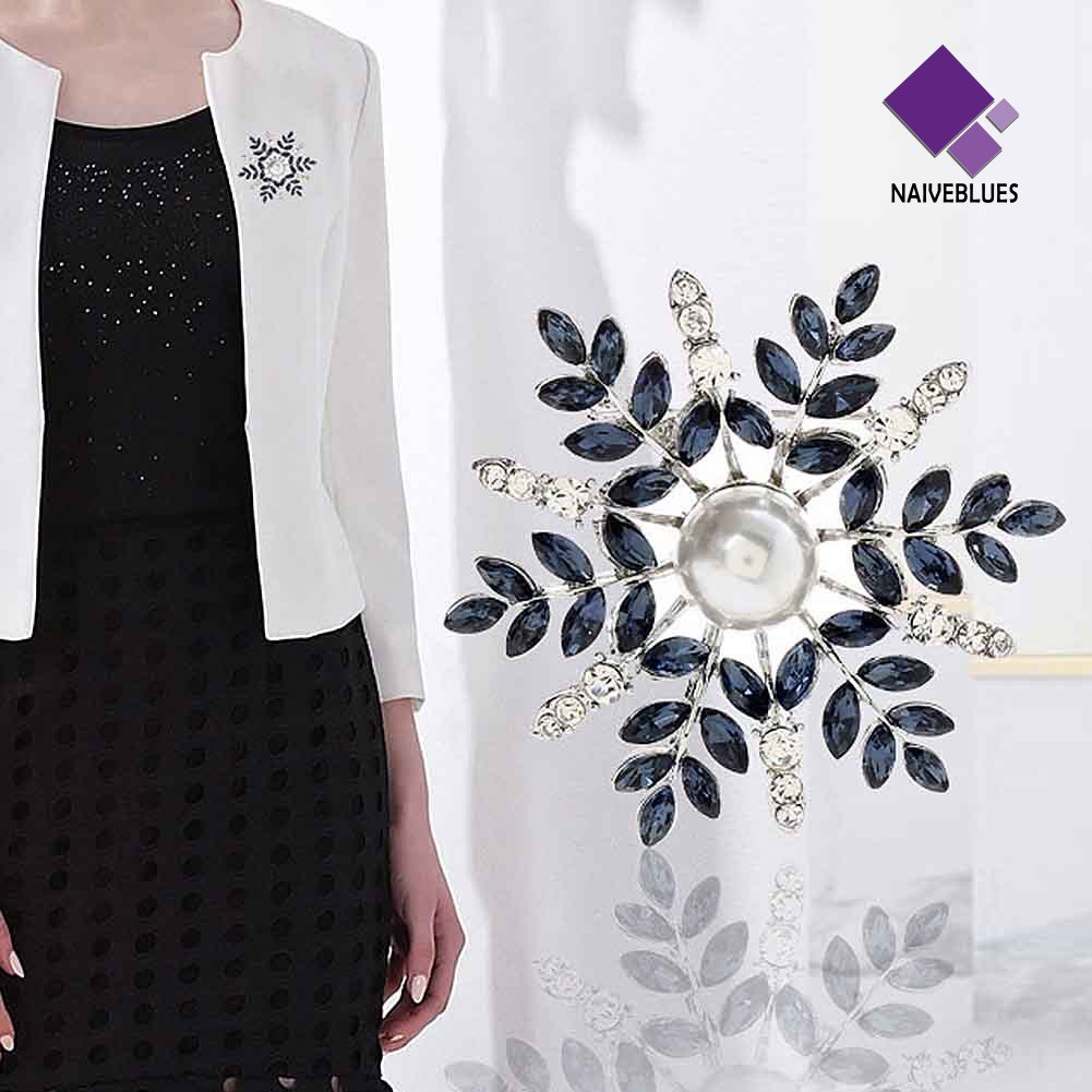 &lt; Naiveblues &gt; Wanita Berlian Imitasi Mutiara Imitasi Snowflake Bros Pin Cardigan Syal Aksesori