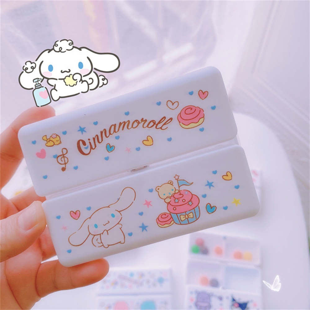 Box Sanrio Kotak Obat Kecil Kuromi My Melody Cinnamoroll Hello Kitty Mini 7-Grid Magnet Sub-Packing Kotak Penyimpanan untuk Minggu Bisnis Sub-Packing