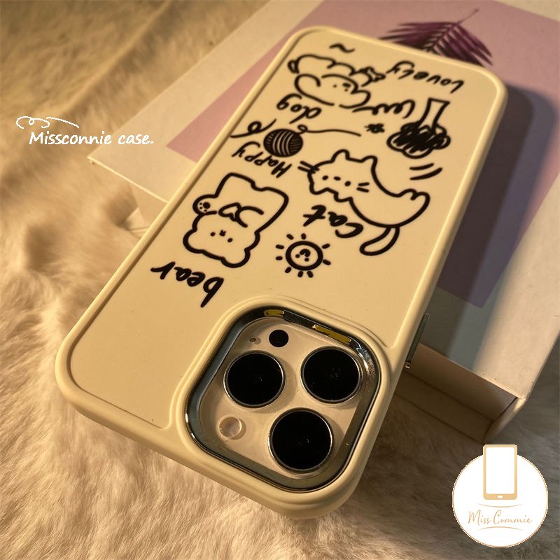 IPHONE Graffiti Lucu Kartun Beruang Ponsel Case Kompatibel Untuk Iphone11 14 13 12 Pro Max 8Plus 7Plus XR 87 Plus X XS Max Indah Kucing Anjing Logam Bingkai Lensa Lembut Tpu Cover