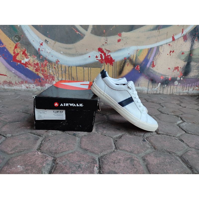 AIRWALK Johnat White Navy