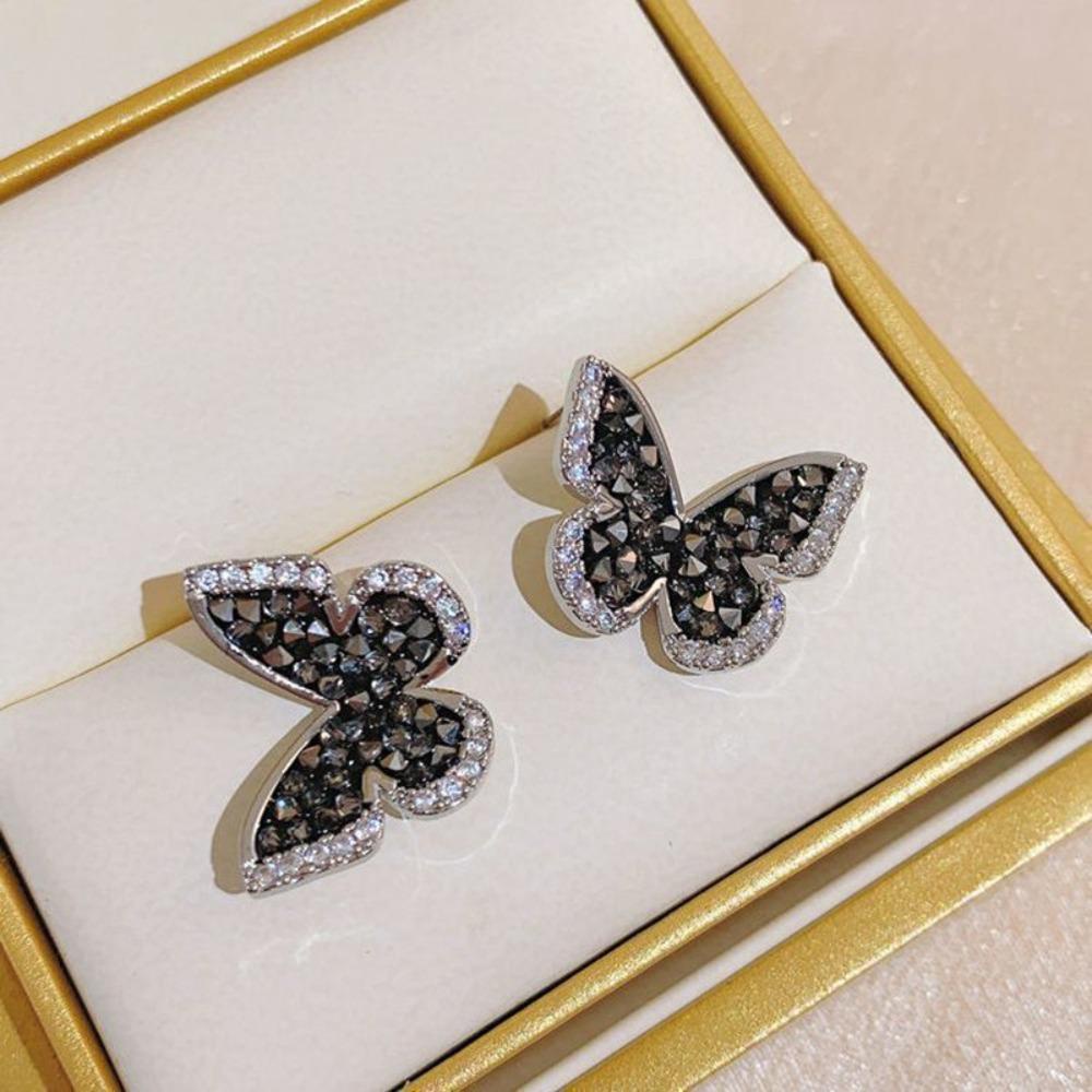 Needway  Anting Kupu-Kupu Kepribadian Fashion Inlay Canggih Tidak Alergi Untuk Wanita Anting Zircon