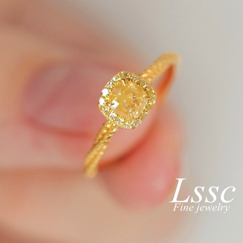 Cincin Titanium Wanita Anti Karat Permata Kristal Kuning Emas 18K Cantik Korea Aksesoris Perhiasan