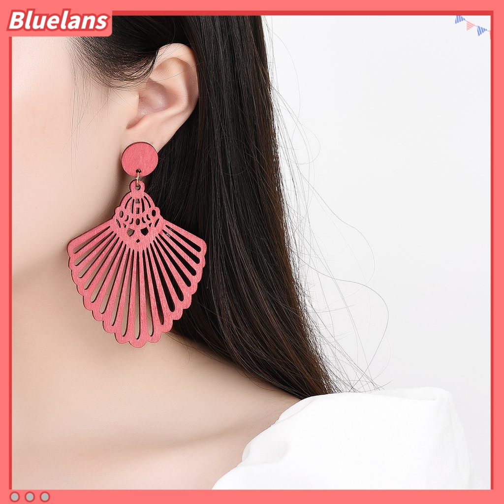 [BLS] 1pasang Anting Menjuntai Retro Geometris Berongga Diukir Permukaan Halus Handmade Hias Colorfast Tanpa Sakit Memakai Tindik Stud Earrings Perhiasan Aksesori