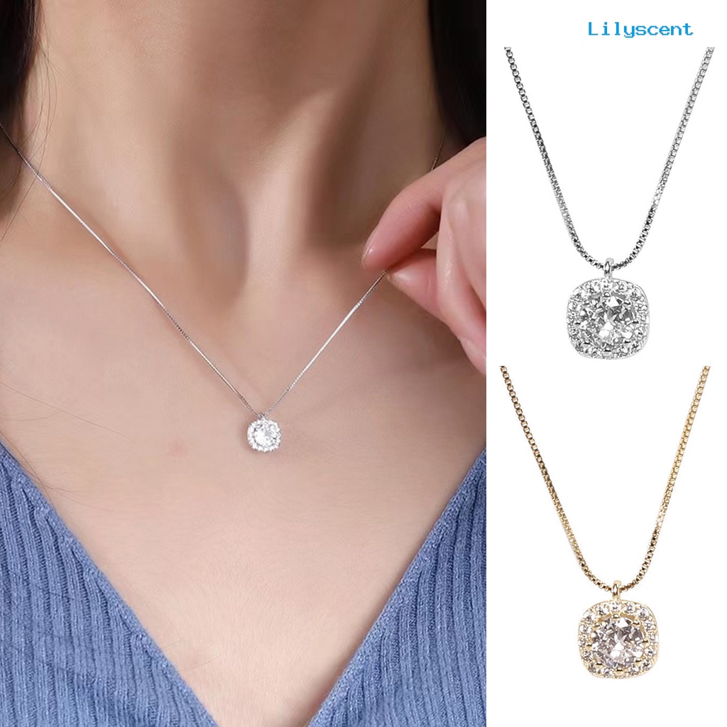 [LS]Wanita Kalung Persegi Berlian Imitasi Liontin Temperamen Kesederhanaan Cahaya Mewah Niche Berdandan High-end Simulasi Berlian Liontin Kalung Perhiasan Aksesori