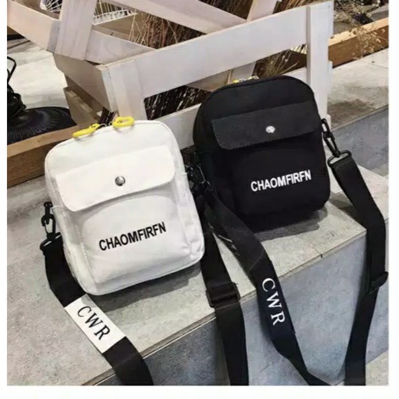 Tas Selempang Kanvas Pria & Wanita Bahan Import