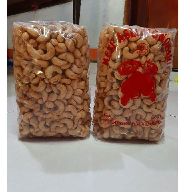 

GH KACANG MEDE ASLI WONOGIRI Kacang mete mede matang mateng 1kg