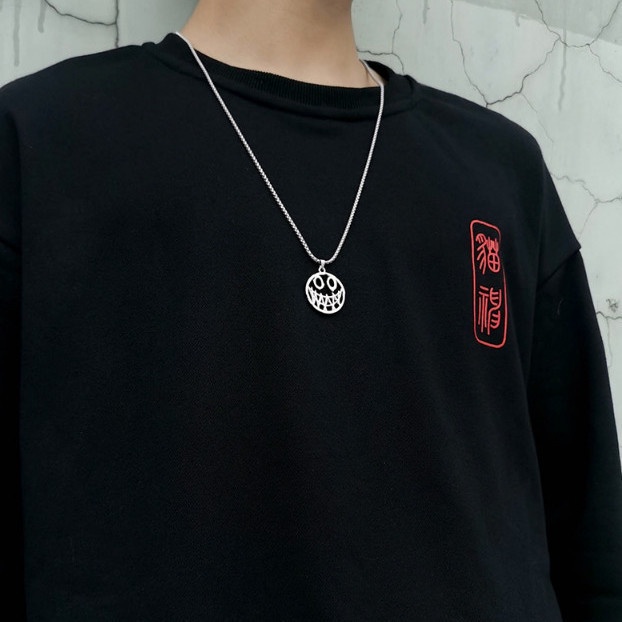 Gaya Korea Devil Smiley Face Liontin Kalung Untuk Wanita Pria Hip-hop Jahat Tersenyum Kalung Perhiasan Sweater Memakai