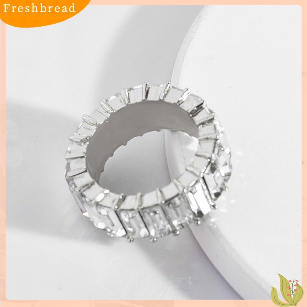 &lt; Freshbread &gt; Wanita Cincin Berlian Imitasi Mengkilap Berwarna Ringan Dilapisi Jari Cincin Perhiasan Hadiah