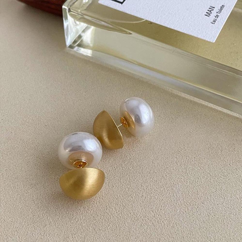 Mxbeauty Wanita Anting Mutiara Temperamen Retro Emas Mini Bulat Manis Gaya Korea Ear Stud