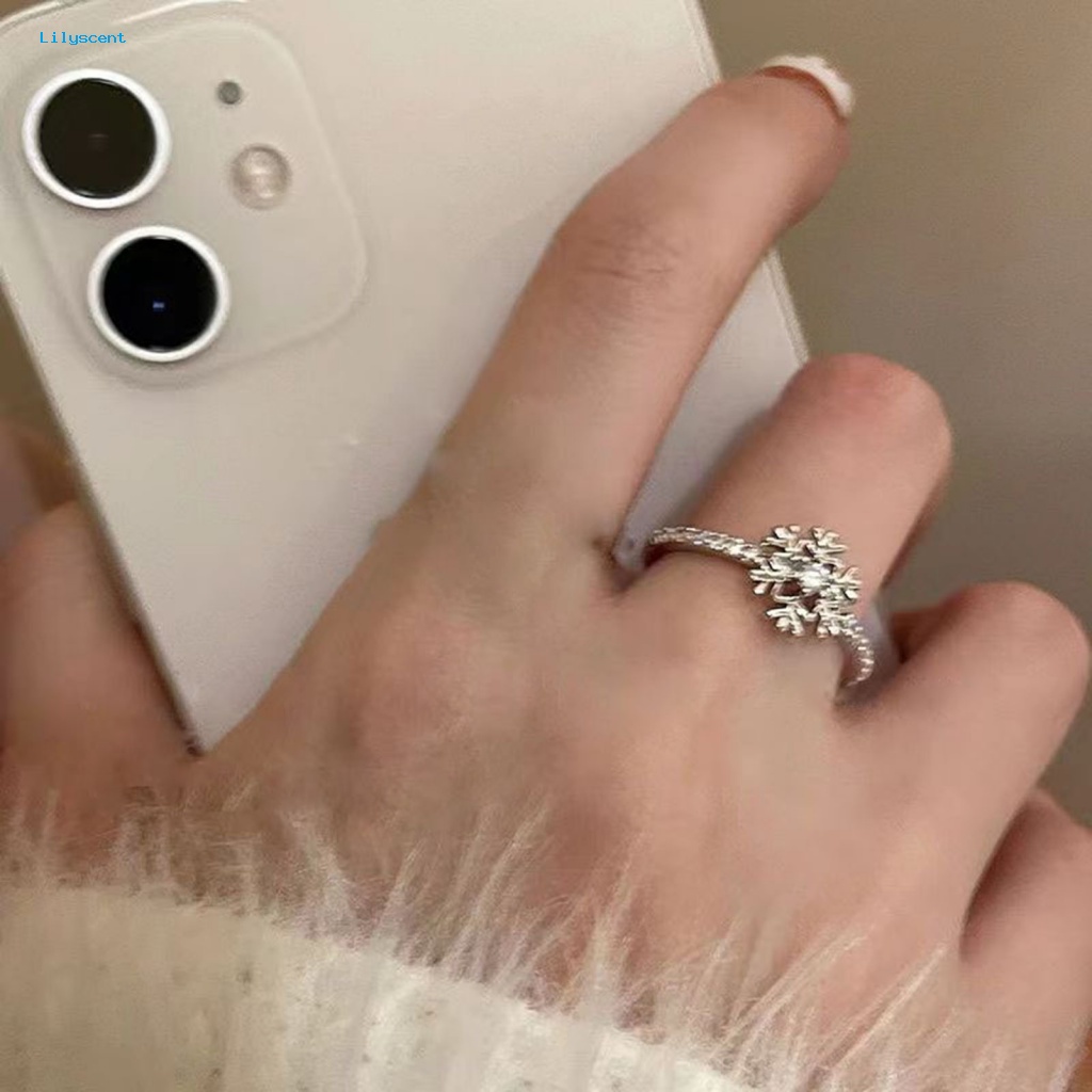 Lilyscent Ringan Cincin Jari Perhiasan Pesta Dilapisi Cincin Indah Snowflake Decor