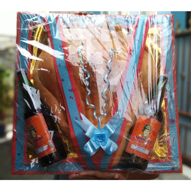 

roti pisang + sirup sarang sari 2 botol