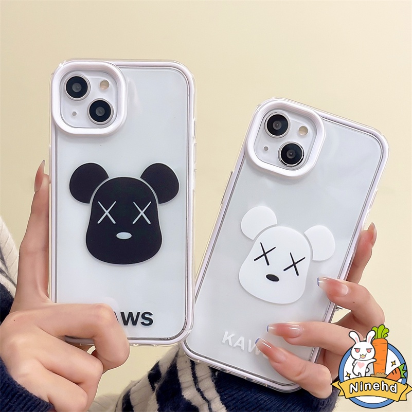 IPHONE Casing Kompatibel Untuk Iphone14 13 12 11 Pro Max X Xr Xs Max8 7 6 6s Plus SE 3 In 1 Casing Fashion Simple Putih Motif KAWS Casing Ponsel Pelindung Lensa Bumper Shockproof Soft Cover