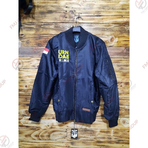 Jaket bomber turn back crime