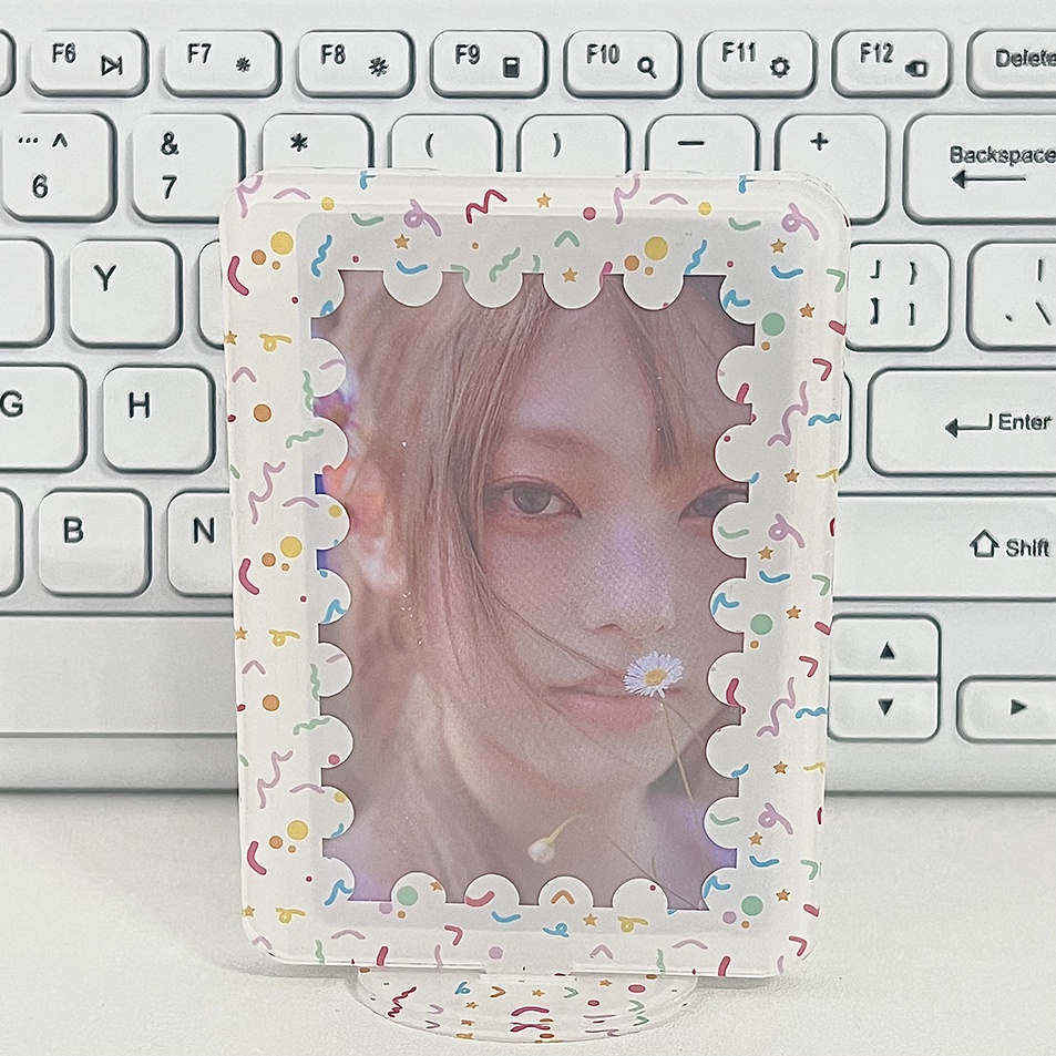 Ins 3inch Bingkai Foto Akrilik Lucu Cinta Hati Card Holder Idol Photocard Pelindung Case Desktop Decor Pajangan Bingkai