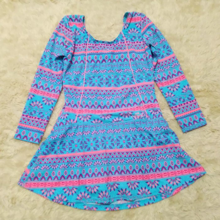 BAJU RENANG ANAK DECATHLON NABAIJI CEWEK PEREMPUAN SWIMWARE SWIMSUIT SIZE 9 TAHUN BIRU MOTIF TRIBAL