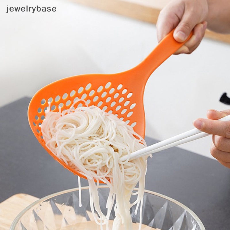 [jewelrybase] Pangsit Memancing Saringan Besar, Dapur Sendok Mie Gagang Panjang, Rumah Tangga Hot Pot Pedas/Hot Water Draining Spoon Filter Japan Style Boutique