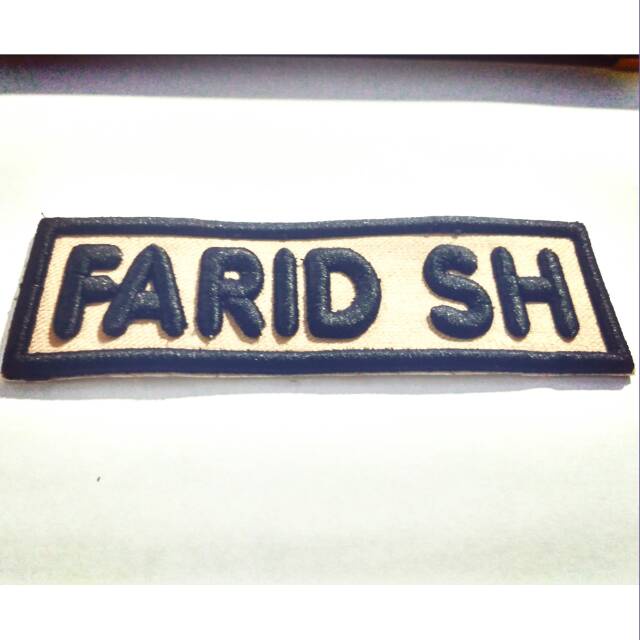 

Bordir Papan Nama Nametag Bordir timbul 3D 3 dimensibisa pesan satuan