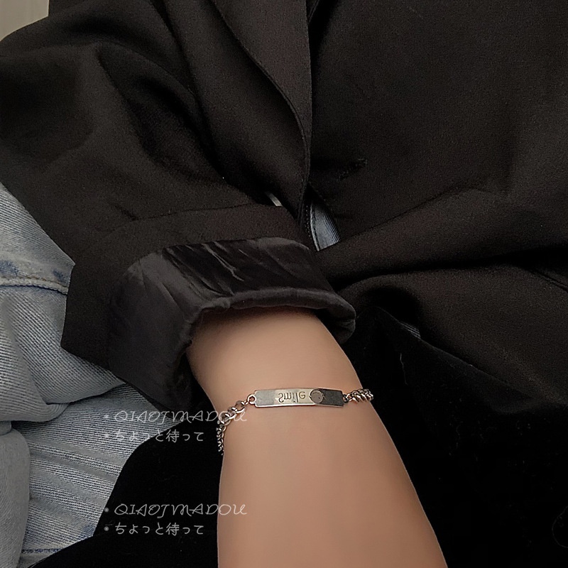 Smile Senyum Wajah Melengkung Persegi Merek Gelang Baja Titanium Tidak Luntur ins Hip Hop Niche Desain Gelang Gaya Keren Perempuan