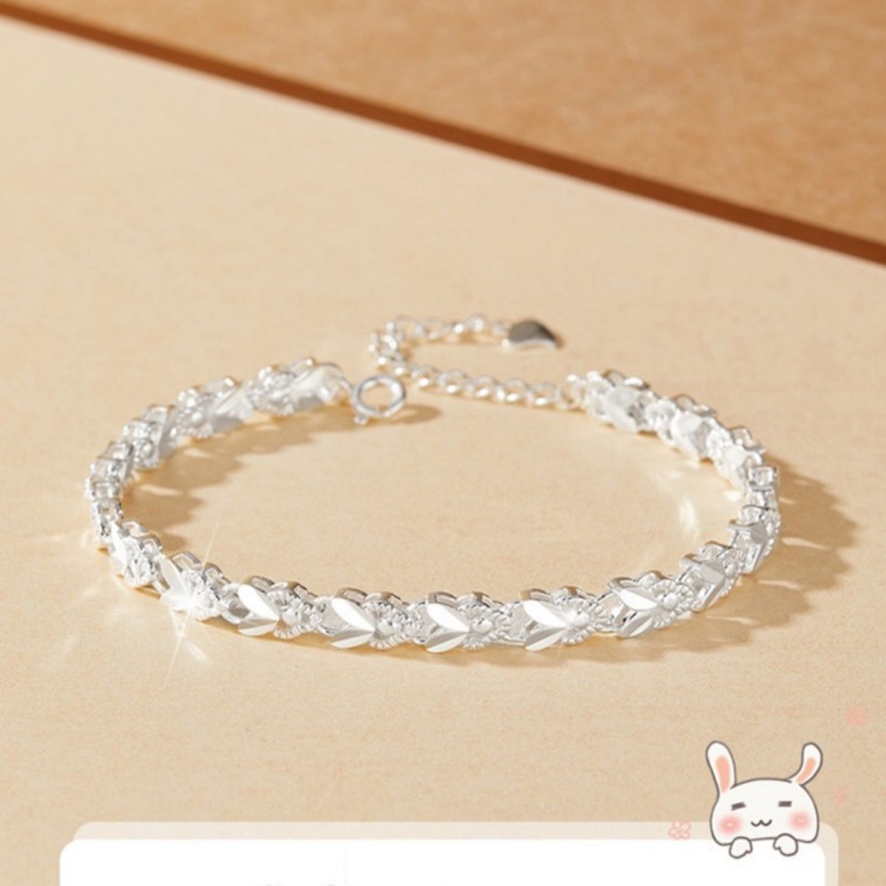 Deartiara Year of The Rabbit, Year of The Rabbit, Lucky and Cute Rabbit Bracelet, Girl Bracelet, Hadiah Ulang Tahun Terbaru2023