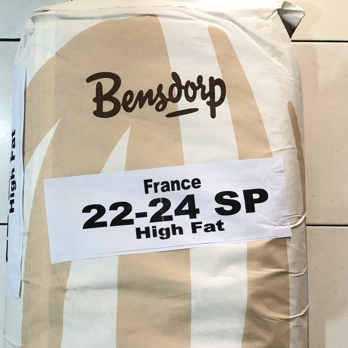 

250 Gr Bensdorp France Cocoa Powder / Bensdrop Swiss / Cocoa Powder