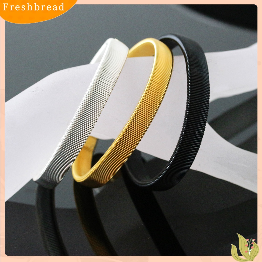 &lt; Freshbread &gt; Pria Elastis Logam Anti-Slip Arm Band Sleeve Holder Bracelets Stretch Bangle