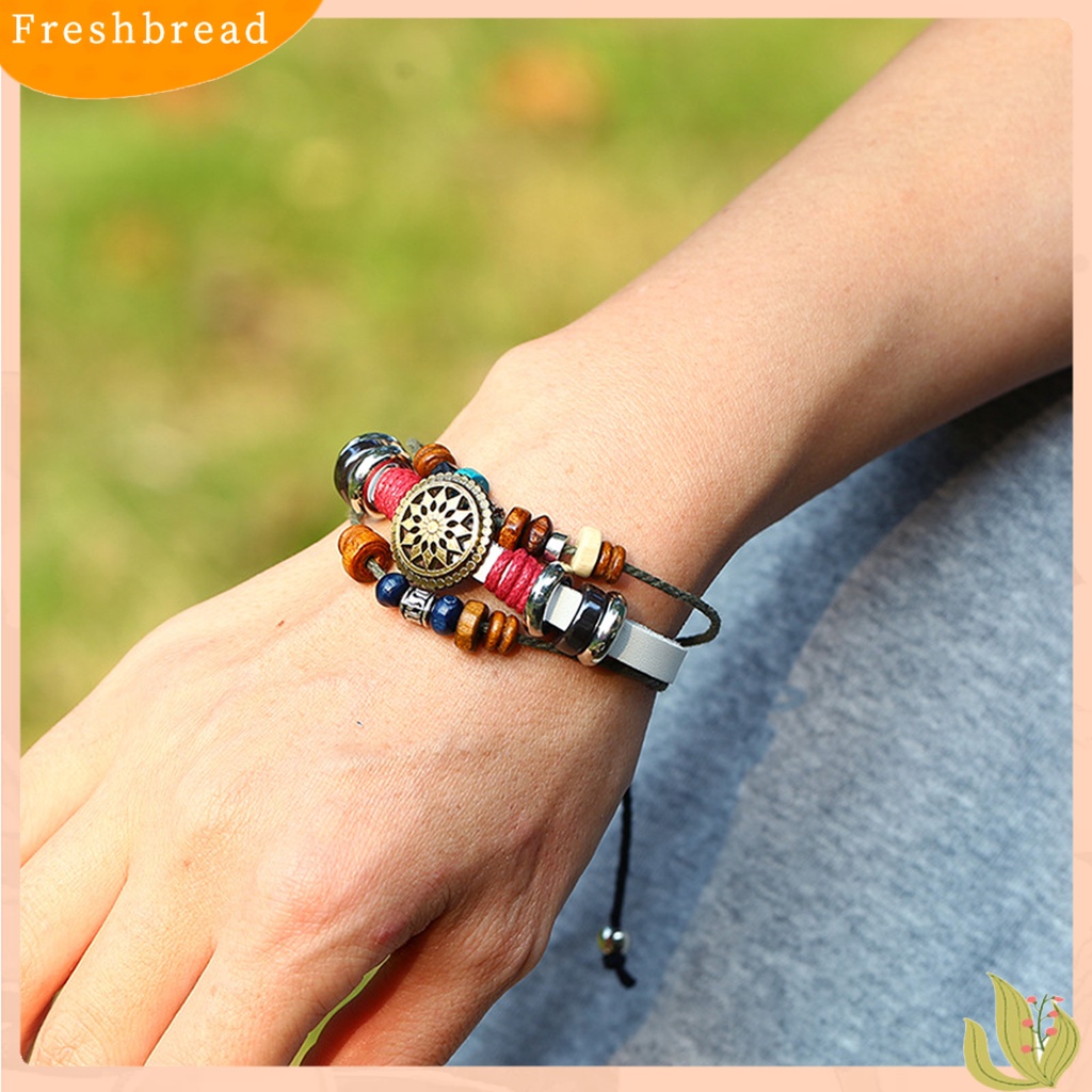 &lt; Freshbread &gt; Gelang Kulit Imitasi Vintage Tiga Lapisan Dikepang Bungkus Manik-Manik Kayu Adjustable Hias Hadiah Pria Wanita Gelang Tali Bangle Perhiasan Untuk Pakaian Sehari-Hari