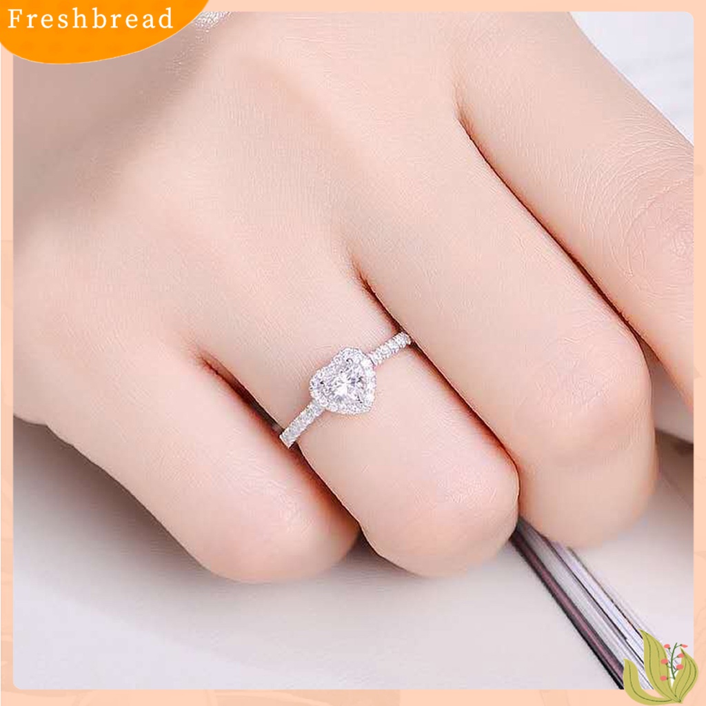 &lt; Freshbread &gt; Cincin Wanita Bentuk Hati Fashion Engagement Band Berlian Imitasi Hias Jari Perhiasan Aksesori Untuk Pernikahan