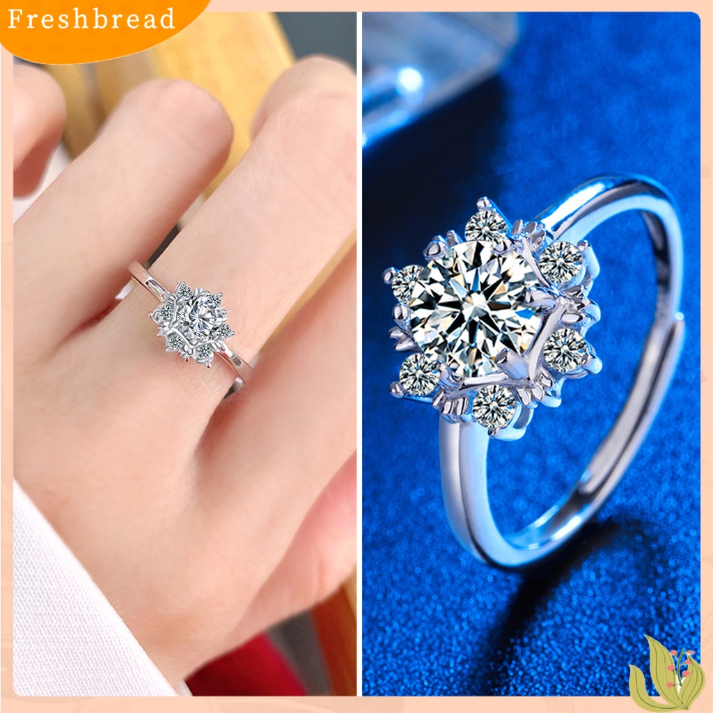 &lt; Freshbread &gt; Cubic Zirconia Cincin Berlian Imitasi Mengkilap Inlay Snowflake Open Ring Elegan Dekorasi Tembaga Perhiasan Wanita Jari Cincin Perjamuan Aksesoris Perhiasan Hadiah
