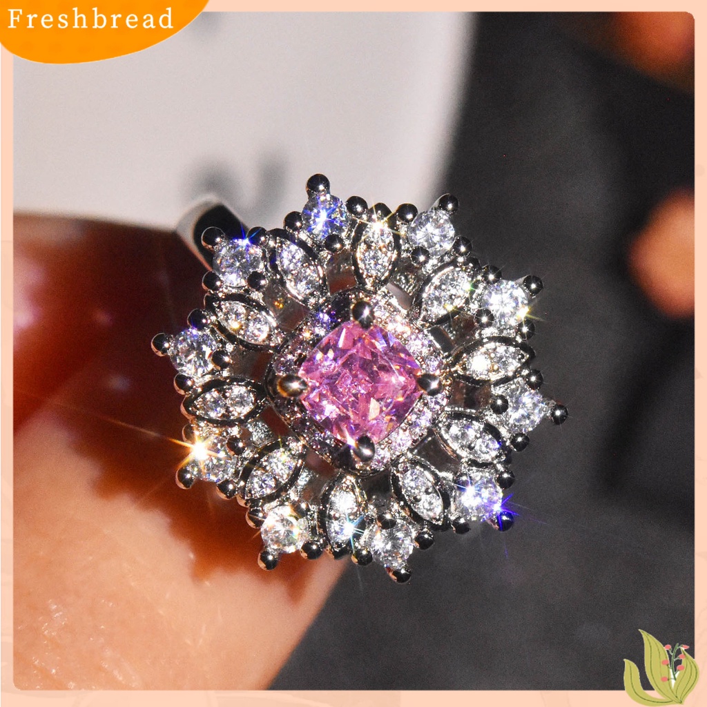 &lt; Freshbread &gt; Wanita Cincin Bentuk Bunga Imitasi Moissanite Perhiasan Berlian Imitasi Penampilan Fashion Finger Ring Untuk Pernikahan