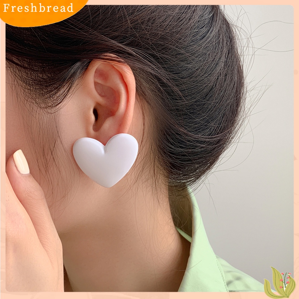 &lt; Freshbread &gt; 1pasang Anting Wanita Bentuk Hati Warna Permen Lady Gaya Korea Anting Tusuk Tahan Lama Untuk Pacaran