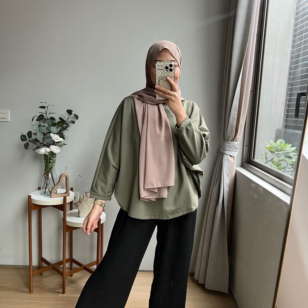 Oclo | Amora Blouse Tess Oversize Batwing