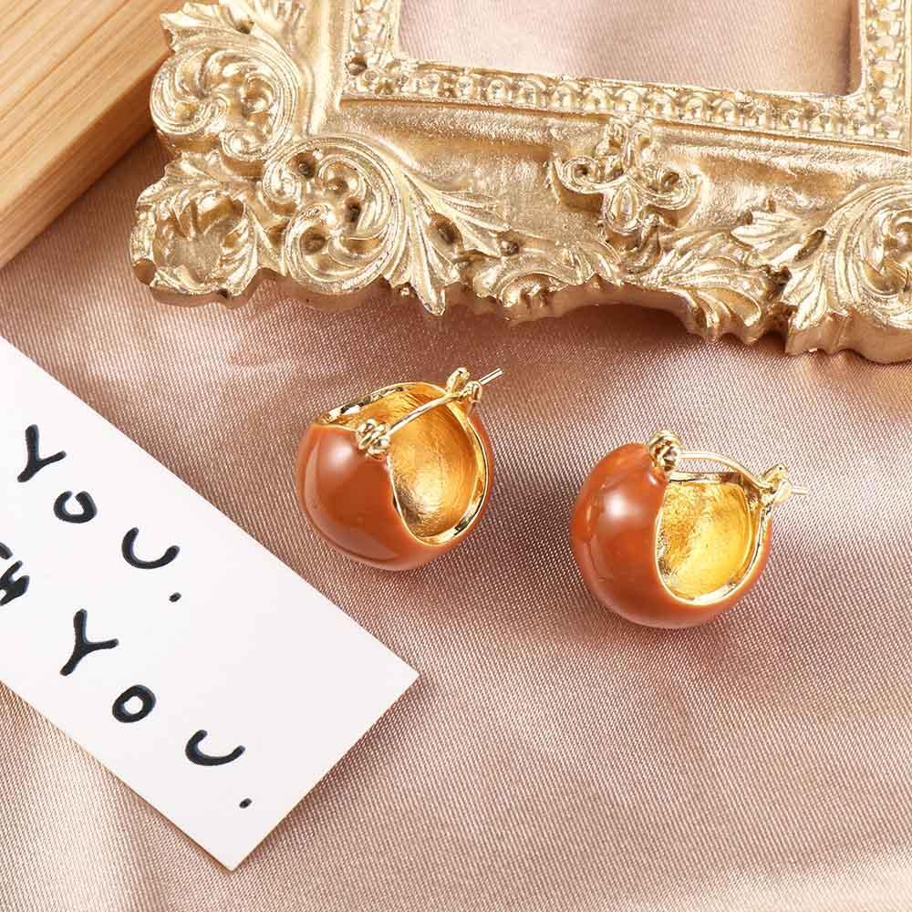 Mxbeauty Anting Wanita Manis Retro Desain Fashion Manik Bulat Tembaga Lady Enamel Ear Buckle