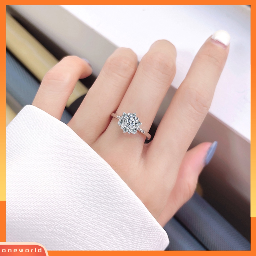 [EONE] Cubic Zirconia Cincin Berlian Imitasi Mengkilap Inlay Snowflake Open Ring Elegan Dekorasi Tembaga Perhiasan Wanita Jari Cincin Perjamuan Aksesoris Perhiasan Hadiah