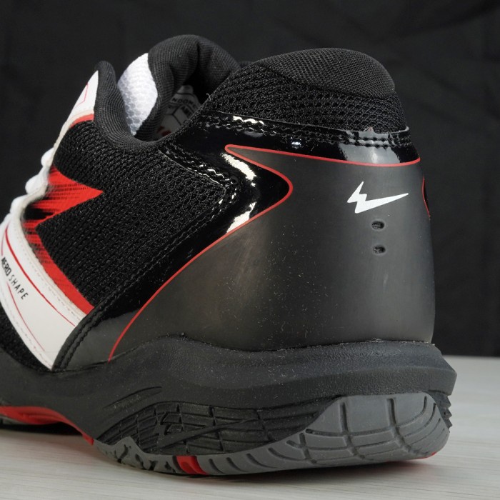 Sepatu Eagle Meteor Putih/Hitam - Sepatu Badminton - 38