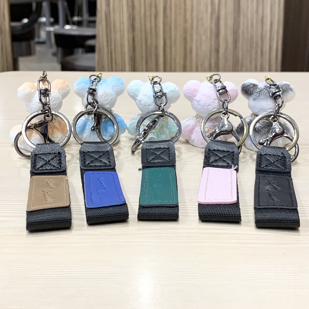 Rendering Gradient Bear Kreatif Resin Gradient Keychain Keren Lunar Explorer Bear Hewan Mobil Tali Kulit Gantungan Kunci Gadis Cowok Ransel Liontin Hadiah