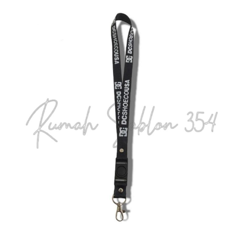 

lanyard DC gantungan kunci DCSHOECOUSA distro merk / tali lanyard name tag gantungan leher id card / pods