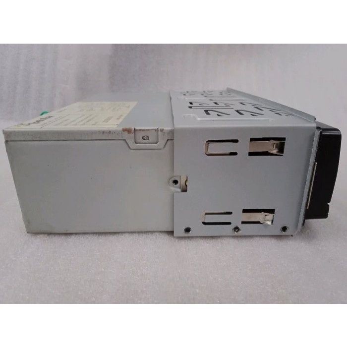 Tape mobil kaset semi digital dan radio