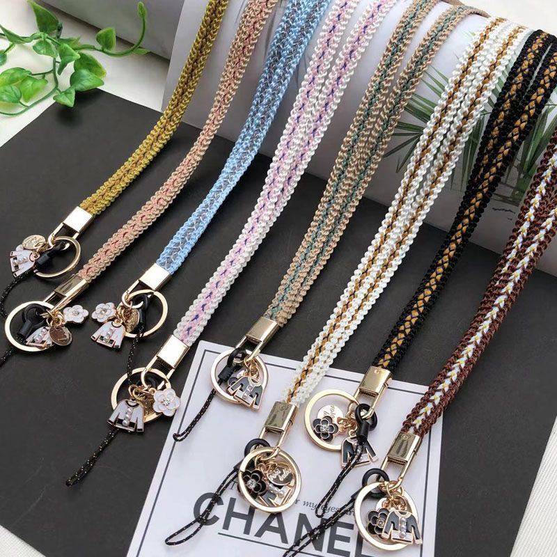 Lanyard Ponsel Versi Korea Camellia Braided Style Gaya Chanel Gantung Leher Tali Rantai Gaya Baru Influencer Dikepang Kuat Tidak Kuat Leher High-End Kunci