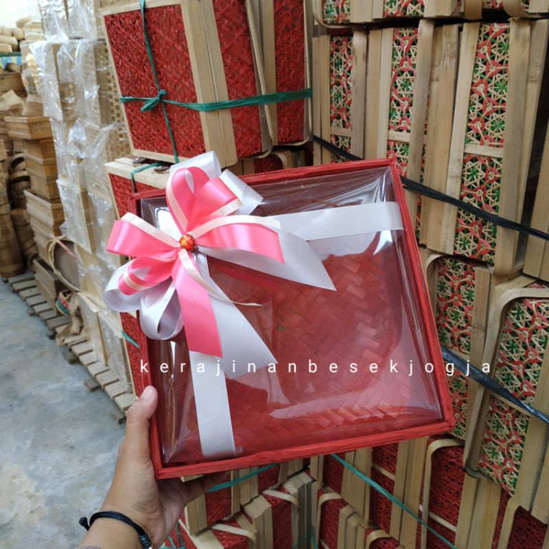 

NEW PRODUCT HANTARAN MIKA CANTIK /besek murah/hantaran kue/hampers kue kering/besek cantik/besekan Jogja/hantaran lebaran