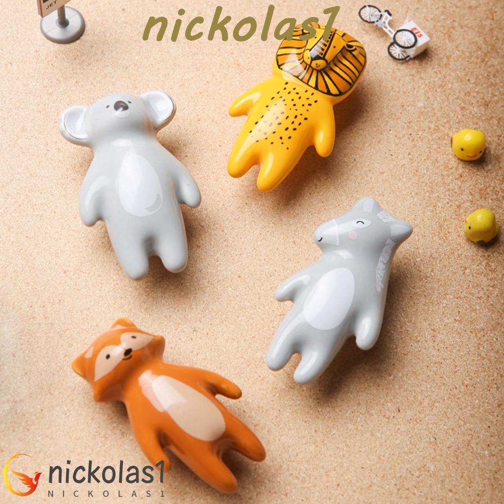 Nickolas1 Handle Lemari Keramik Kartun Kait Dinding Dekorasi Rumah Panda Tarikan Laci