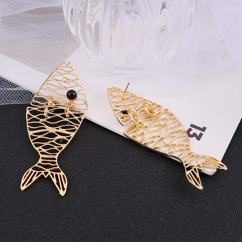 Gadis Antik Anting Liontin Wanita Liburan Wanita Perhiasan Aksesoris Berongga Vintage Wanita Anting Hoop Menjuntai Anting-Anting Drop Earrings Pesta Berbentuk Ikan Menjuntai Anting-Anting