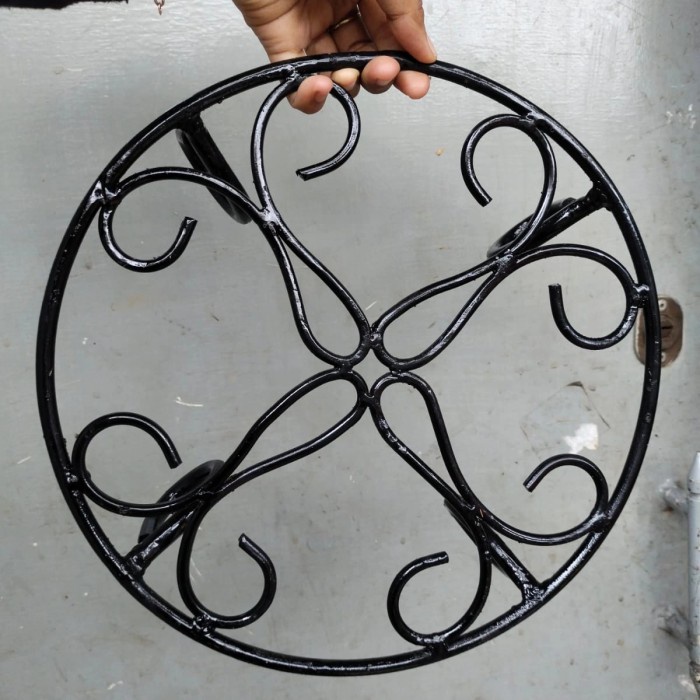 alas pot bunga besi, tatakan pot bunga besi, standing pot 30 cm