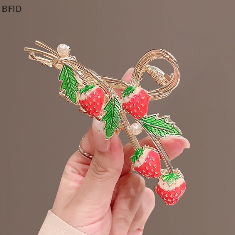 [BFID] Fashion Strawberry Hair Claw Untuk Wanita Perempuan Jepitan Rambut Crab Metal Ponytail [ID]