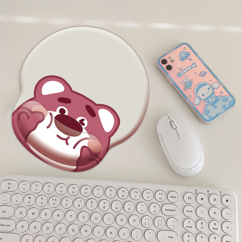 Seri Warna Gelap Strawberry Bear Mouse Pad Silicon Wiring Mouse Pad Silicon Turbus Type INS Anti -Schiping Mouse Pad