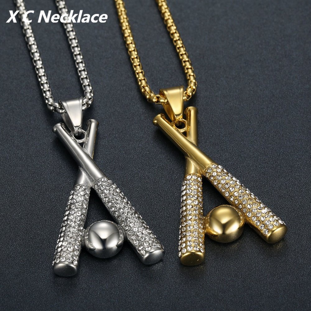 [X C Kalung] 18K Emas Disepuh Kreatif Hip Hop Pria Liontin Kalung Stainless Steel Penuh Berlian Berlapis Emas Bisbol Kelelawar Wanita Liontin Kalung Hadiah