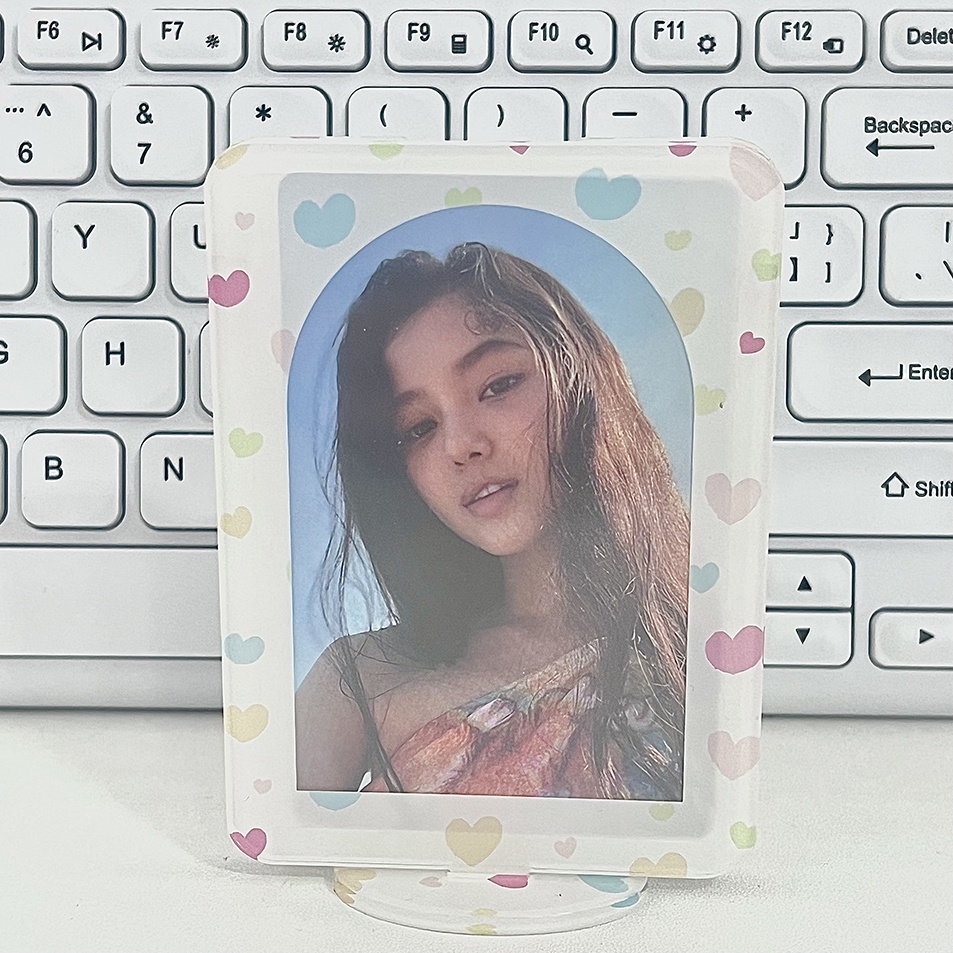 Ins 3inch Bingkai Foto Akrilik Lucu Cinta Hati Card Holder Idol Photocard Pelindung Case Desktop Decor Pajangan Bingkai