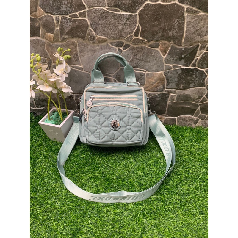 Tas Chibao 1813-BB 3 fungsi bisa ransel bisa tenteng bisa selempang. Tas Wanita Tas Chibao Multifungsi Terbaru BEST SELLER BISA BAYAR DITEMPAT.!!!!