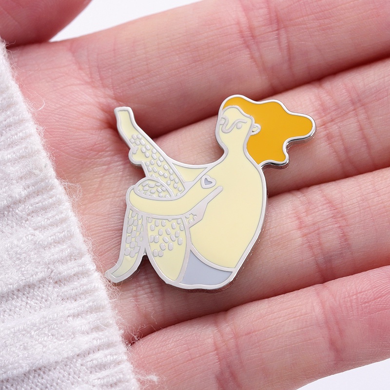 Kreatif Kartun Jahe Gadis Enamel Pin Bros Fuzzy Kaki Bros Kerah Lencana Lucu Perhiasan Hadiah Untuk Teman