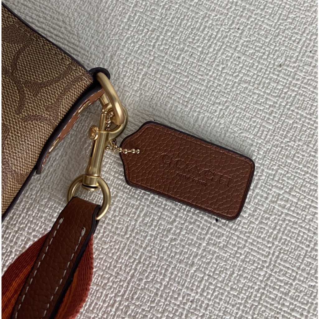 New Coach Classic Signature Collection  Logan Carryall